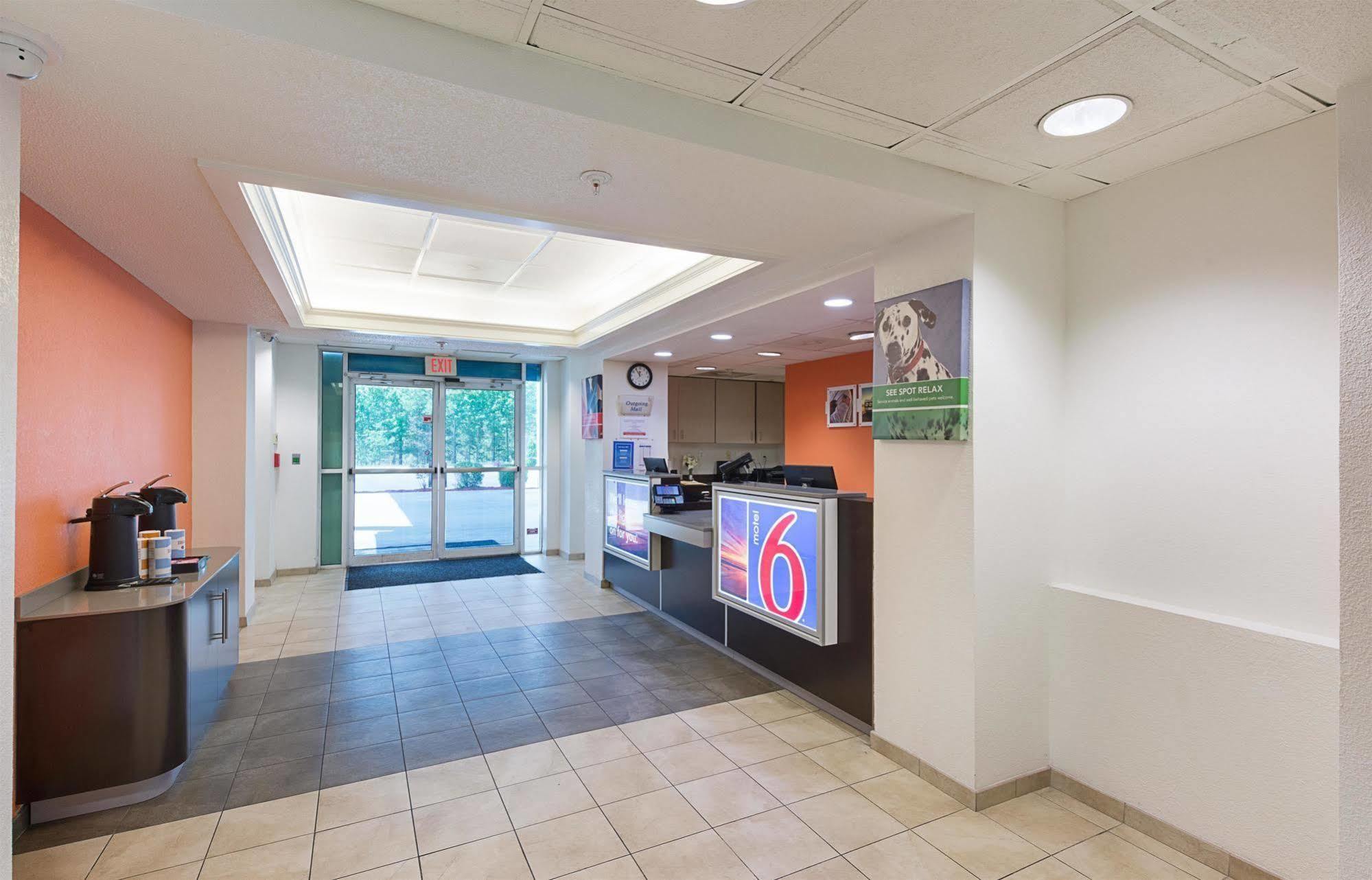 Motel 6-Columbia, Sc - Fort Jackson Area Exterior photo